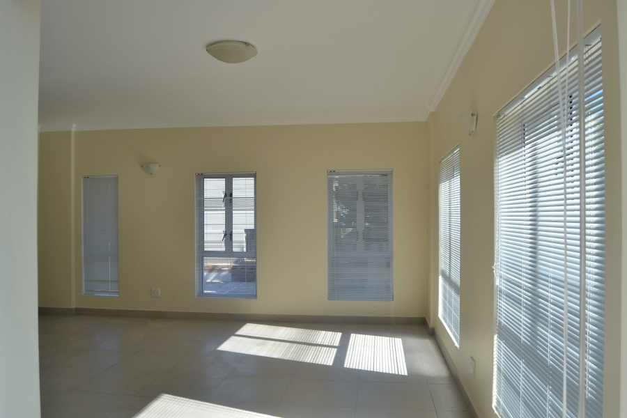 To Let 1 Bedroom Property for Rent in Strand North Western Cape